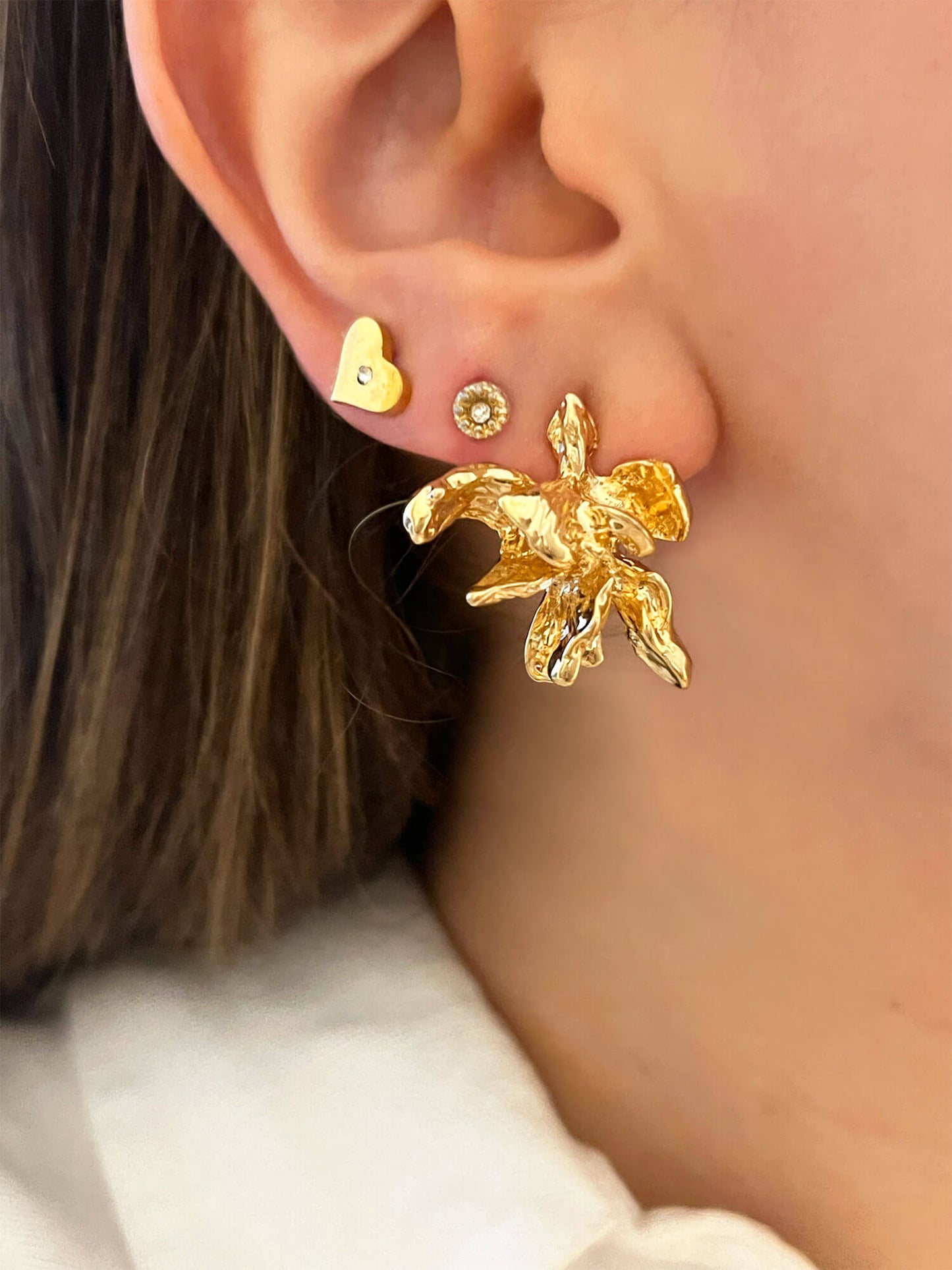 Aretes Orquídea Dorado