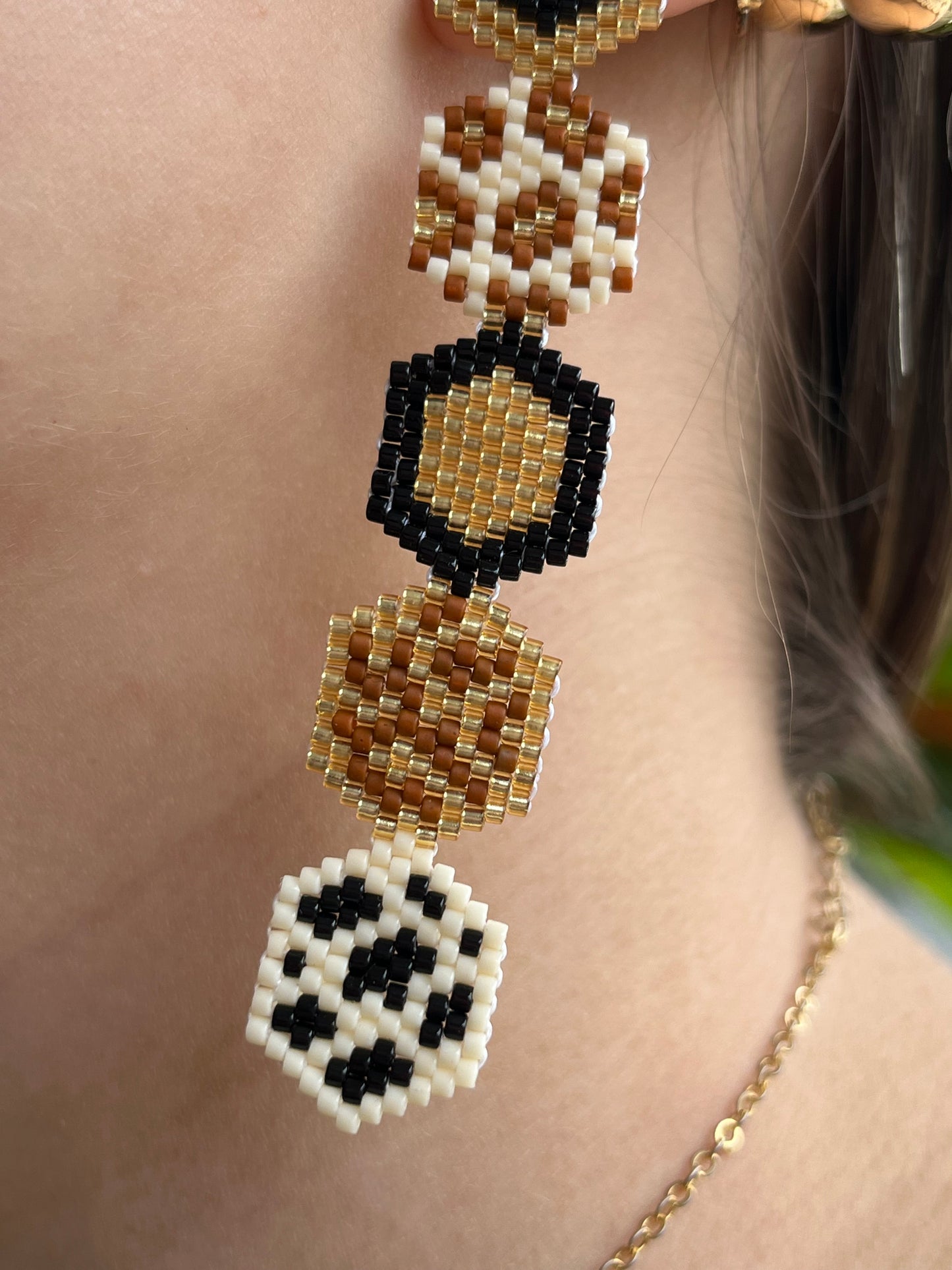 Aretes Mini Hexágonos Largos Amazonas