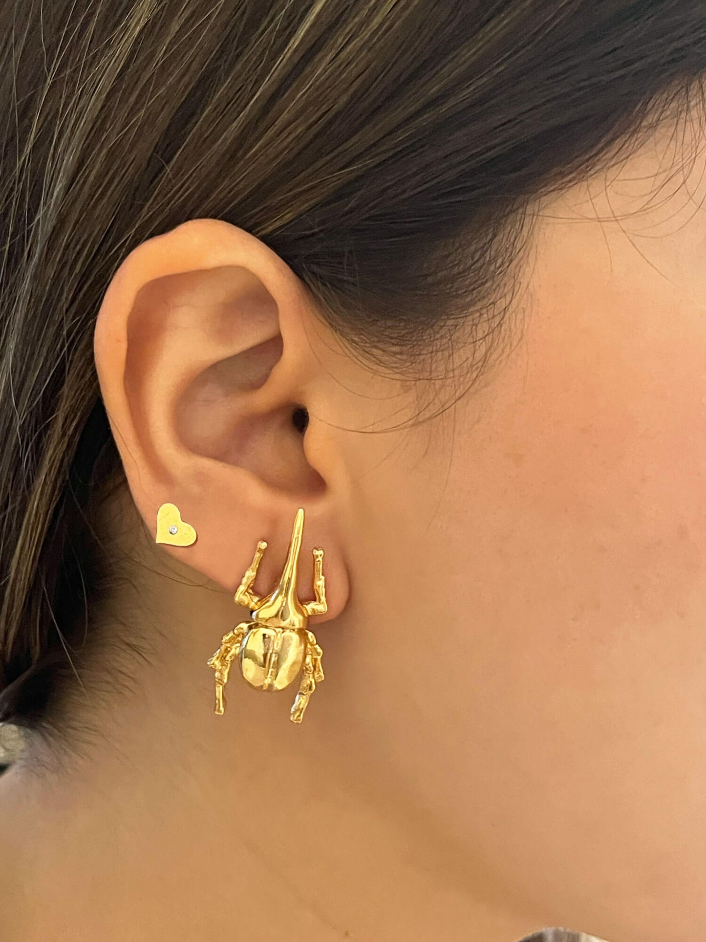 Aretes Escarabajo Dorado